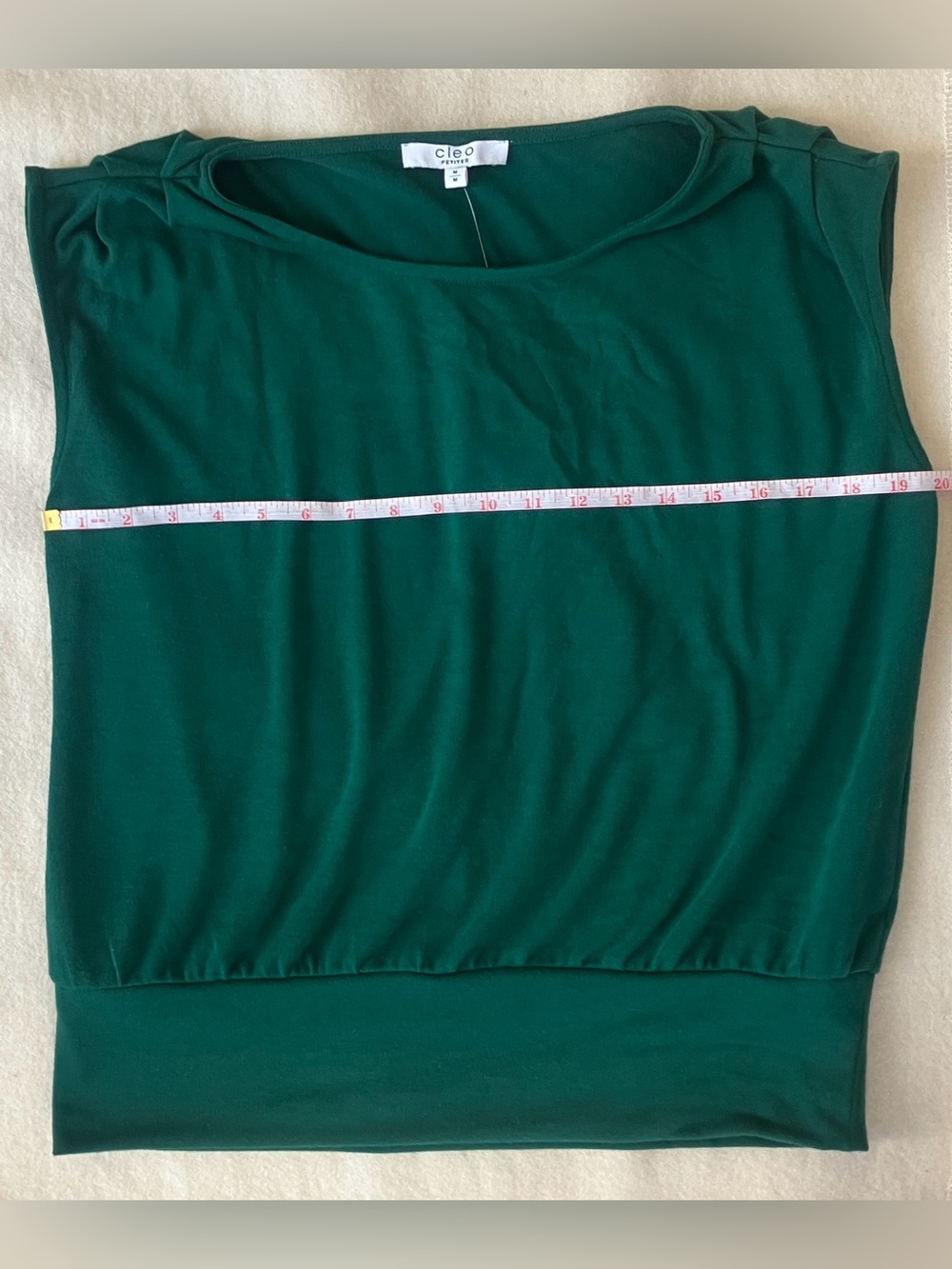 NWT Cleo Petite Emerald Green Lightweight Blouson Knit Top M - Sold Out - Picture 14 of 16